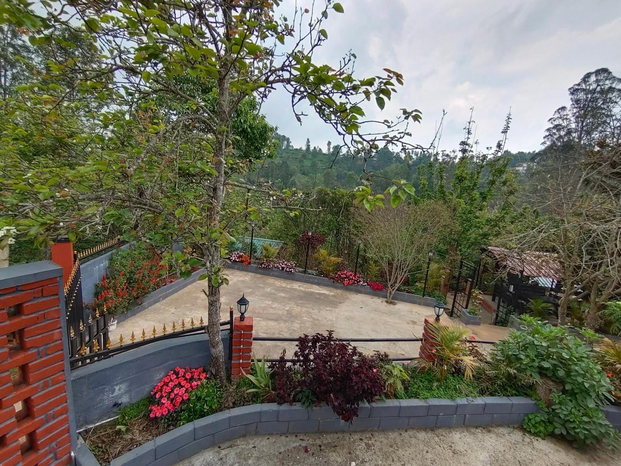Pear Tree Entire 2Bhk Villa Kotagiri Exterior foto